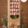 caja con 24 rosas rosadas