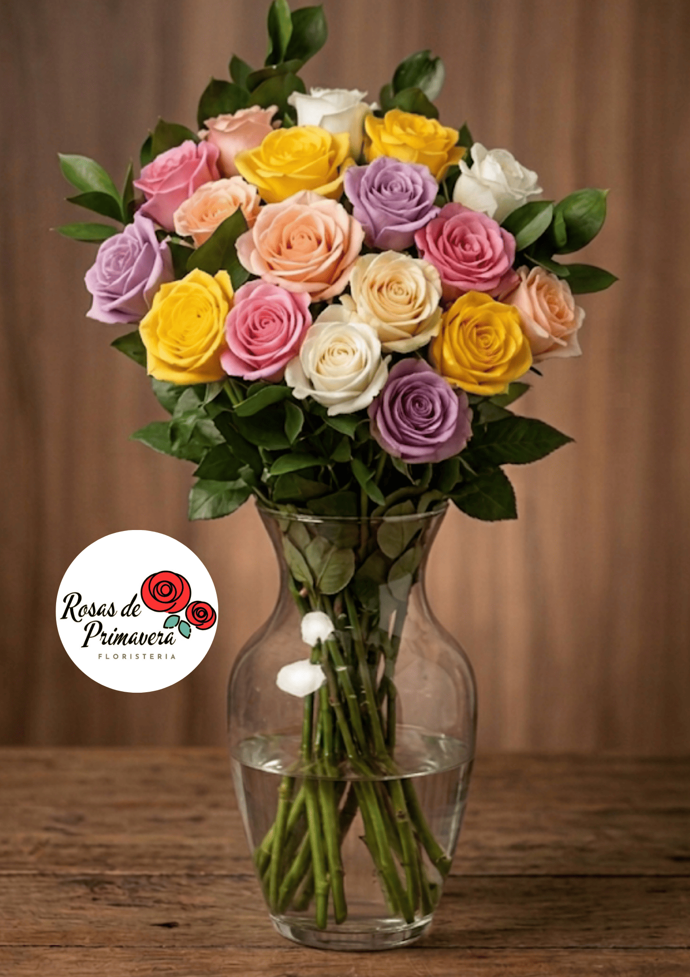 jarrón con 12 rosas arcoiris