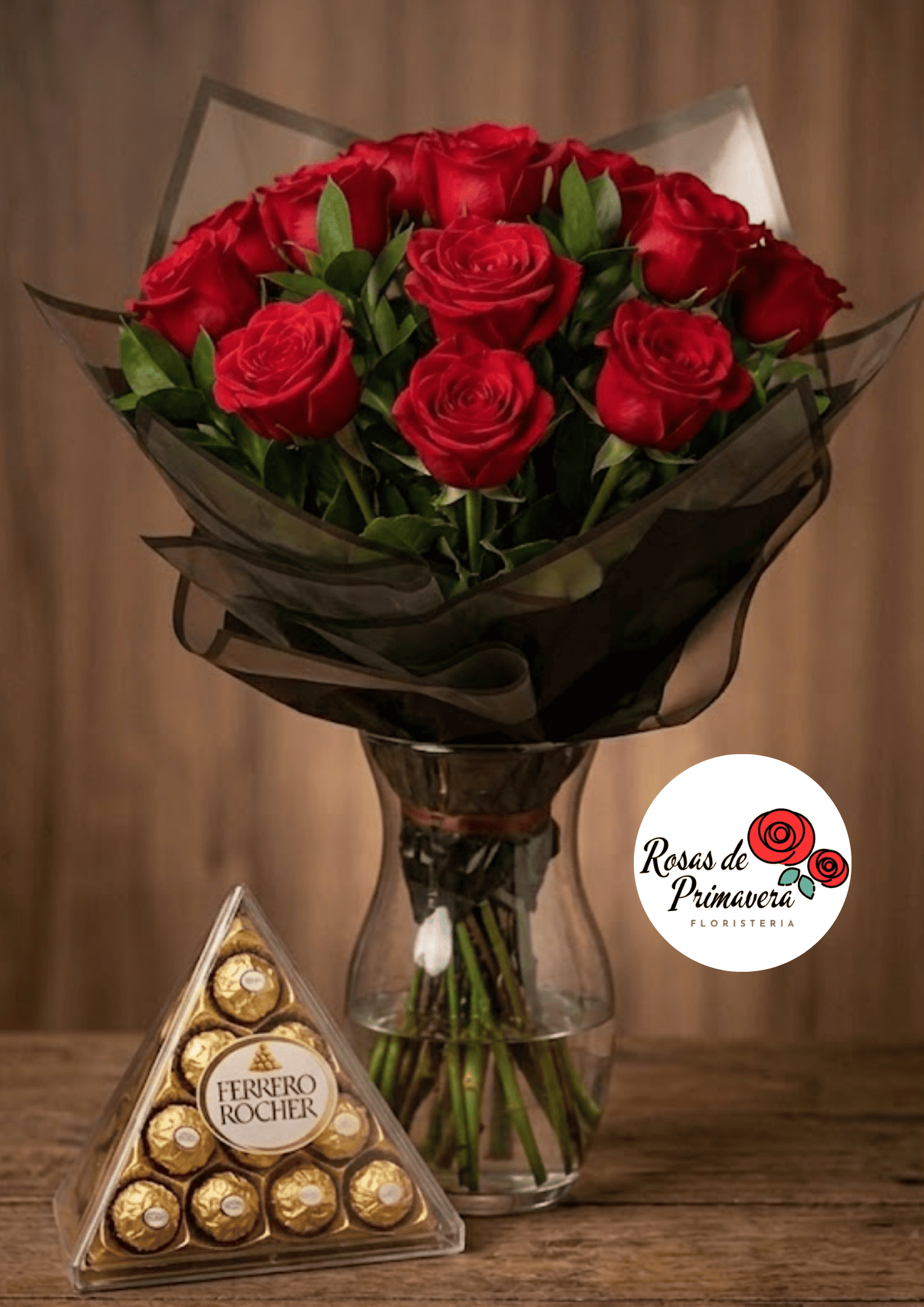 jarrón con 18 rosas + caja de chocolates
