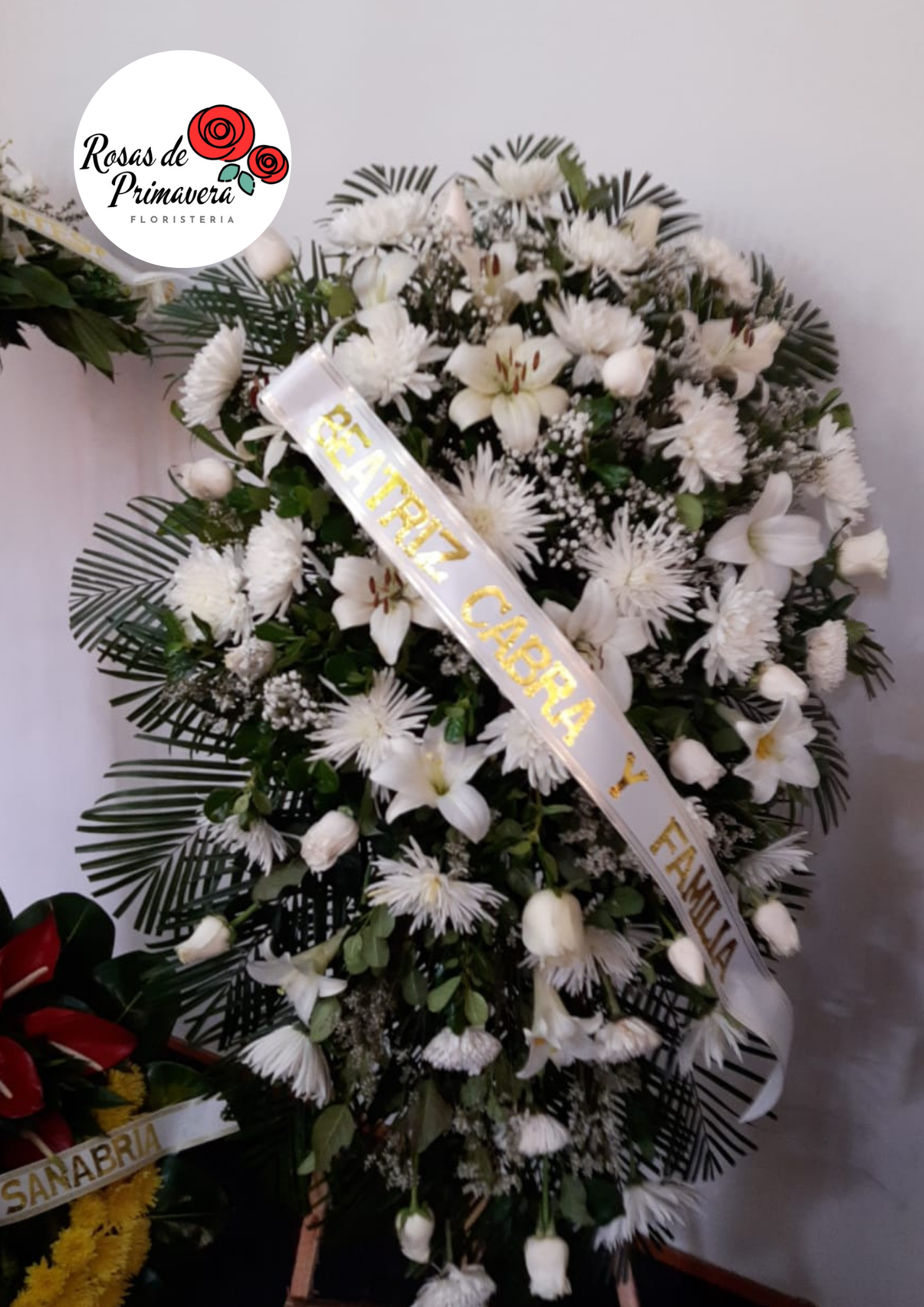 pedestal fúnebre vuela alto